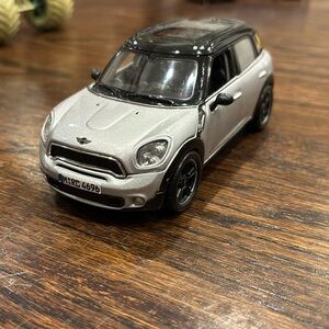 Mini Cooper countryman